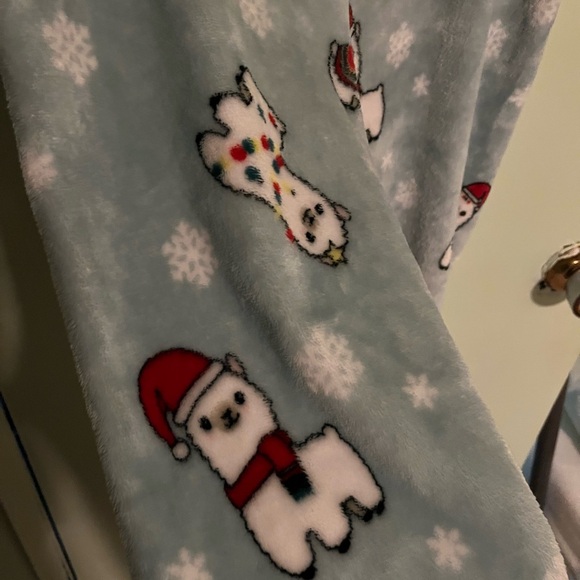 Llama holidays fuzzy winter pants - Picture 2 of 3